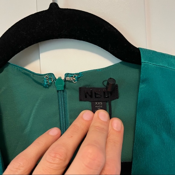 NBD x Revolve Beverly Blvd Gown in Kelly Green - Picture 6 of 6